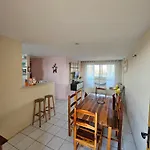 Apartamento Na Praia Do Futuro A 150M Da Praia Mobiliado